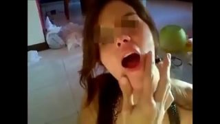 veneca dice que nacio para mamar verga http://tmearn.com/aydpTnzP